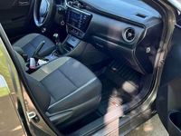 używany Toyota Auris Polski Salon