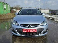 Używany Opel Astra 140 KM (102 kW) 2015 Niebieski jasny (metalik) Kombi