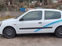 Używany Renault Clio II 2002 Biały Hatchback