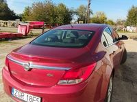 Używany Opel Insignia 2009 Czerwony Sedan/Limuzyna