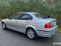 Używany BMW 323 2000 Srebrny Sedan/Limuzyna