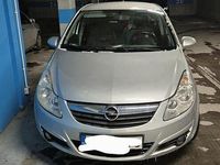 Używany Opel Corsa 2008 Srebrny Sedan/Limuzyna