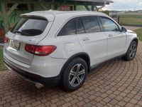Używany Mercedes GLC300 2018 Biały SUV