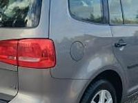 Używany VW Touran 140 KM (102 kW) 2011 Szary Minivan