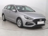Używany Hyundai i30 120 KM (88 kW) 2021 Srebrny Kombi