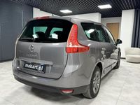 używany Renault Grand Scénic III 1.9dm 130KM 2011r. 281 000km
