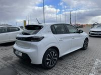 używany Peugeot 208 1.2dm 100KM 2025r. 1km