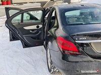 Używany Mercedes 300 2019