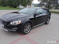 Używany Volvo V60 CC 2016 Czarny Kombi