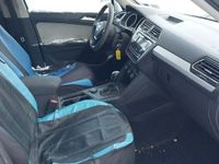 Używany VW Tiguan 180 KM (132 kW) 2019 Niebieski (metalik) SUV