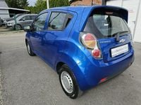 Używany Chevrolet Spark 68 KM (50 kW) 2010 Niebieski Hatchback