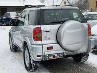 używany Toyota RAV4 2dm 150KM 2004r. 130 900km