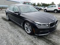 używany BMW 750 2017, 4.4L, 4x4, porysowany lakier