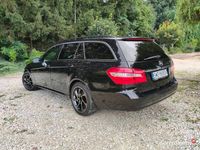 Używany Mercedes E250 204 KM (150 kW) 2011 Czarny Sedan/Limuzyna