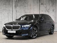 Używany BMW 520 Comfort Edition 190 KM (139 kW) 2025 Carbon black metallic metalizowany Kombi