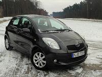 Używany Toyota Yaris 87 KM (63 kW) 2008 Szary Hatchback