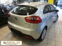 używany Kia Rio 1.1dm 86KM 2012r. 61 172km