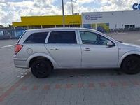 Używany Opel Astra 2009 Srebrny Kombi