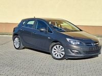 Używany Opel Astra Cosmo 100 KM (73 kW) 2013 Inny (metalik) Hatchback