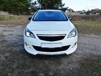 Używany Opel Astra OPC 180 KM (132 kW) 2012 Biały Hatchback
