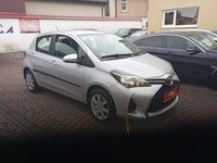 używany Toyota Yaris 1.3dm 99KM 2015r. 99 000km