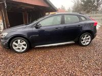 Używany Volvo V40 2015 Granatowy Hatchback