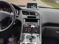 Używany Peugeot 5008 2015 Srebrny Minivan