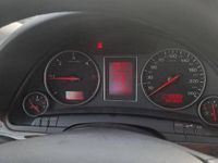 Używany Audi A4 2003 Szary Kombi