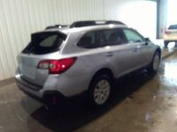 używany Subaru Outback 2.5dm 175KM 2018r. 45 921km