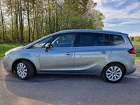 używany Opel Zafira 2dm 195KM 2014r. 153 211km