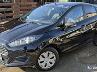 Używany Ford Fiesta 60 KM (44 kW) 2015 Czarny Hatchback