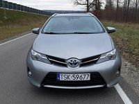używany Toyota Auris 1.8 Hybryda 2014r 173 tyś km Kamera Hands-Free