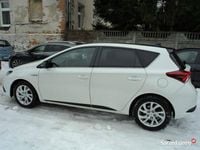 Używany Toyota Auris Hybrid 100 KM (73 kW) 2018 Biały (metalik, perła) Hatchback