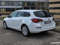 używany Opel Astra 7CDTI 2011 r.