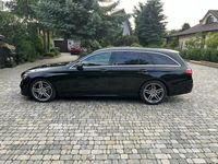 Używany Mercedes E220 2019 Czarny Kombi