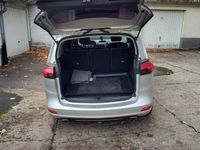 używany Opel Zafira