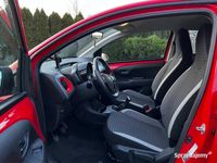 używany Toyota Aygo 1.0 benzyna 2018 r. 30 tkm. ASO lift