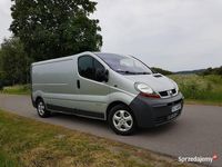 Używany Renault Trafic 2006 Srebrny Minivan