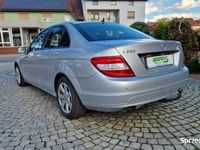 używany Mercedes C200 2.1dm 136KM 2010r. 325 602km