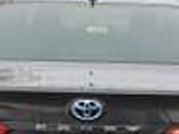 używany Toyota Camry VIII