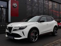 Nowe Alfa Romeo Junior Veloce 205 kW (280 KM) 2025 Lakier pastelowy biały z czarnym dachem  sempione SUV