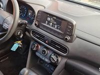 Używany Hyundai Kona Turbo 120 KM (88 kW) 2019 Niebieski SUV