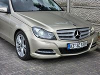 Używany Mercedes C180 Avantgarde 156 KM (114 kW) 2011 Złoty (metalik) Sedan/Limuzyna