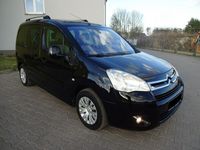 używany Citroën Berlingo 1.6dm 92KM 2011r. 250 000km