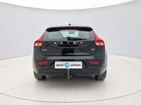 używany Volvo V40 2dm 120KM 2018r. 134 342km