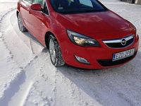 Używany Opel Astra 2010 Czerwony Hatchback