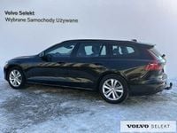 Używany Volvo V60 197 KM (144 kW) 2022 Czarny Kombi