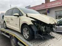 używany VW Touran 2dm 140KM 2014r. 372 309km