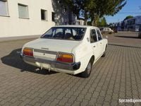 Używany Daihatsu Charmant 1975 Beżowy Sedan/Limuzyna