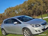 Używany Opel Astra 2010 Srebrny Hatchback